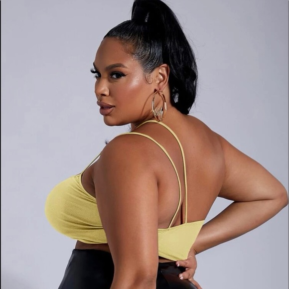 Plus Size Yellow Asymmetrical Crop Top – One-Shoulder Stretch Tank | Size 18 - Picture 6 of 8